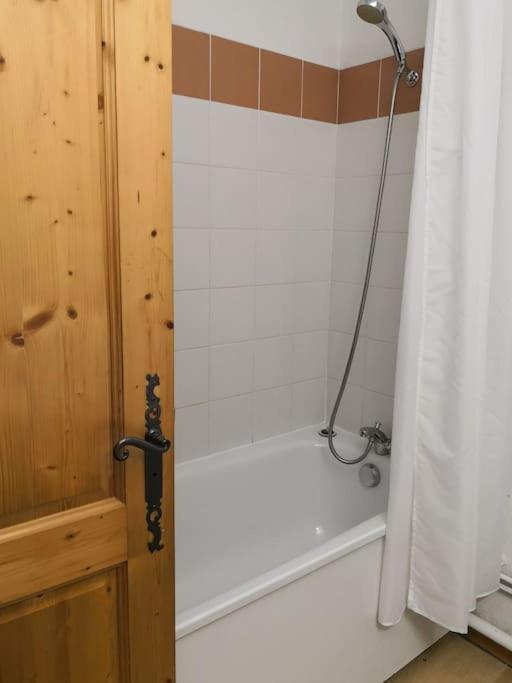 Bel Appartement En Residence Avec Piscines Samoëns Exteriér fotografie